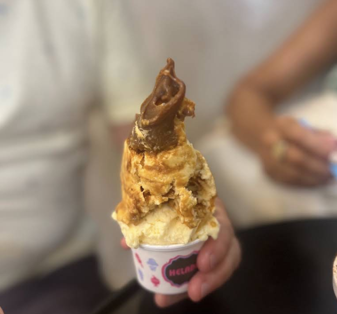 Cucurucho de helado artesanal con dulce de leche de La Flor de Almagro